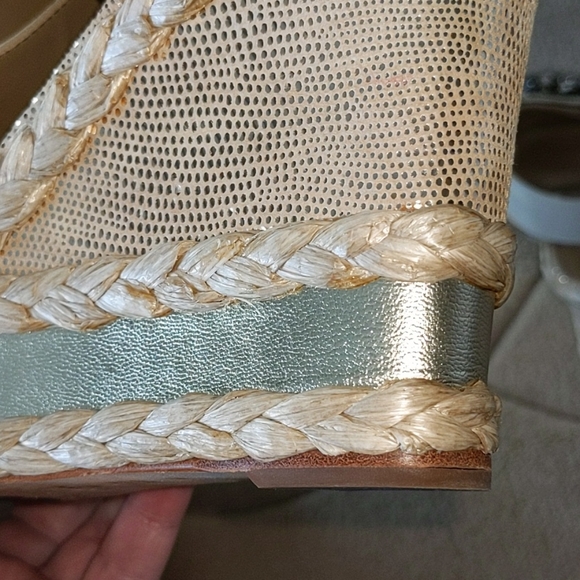 Donald Pliner Elastic Strap Wedges - Picture 6 of 8